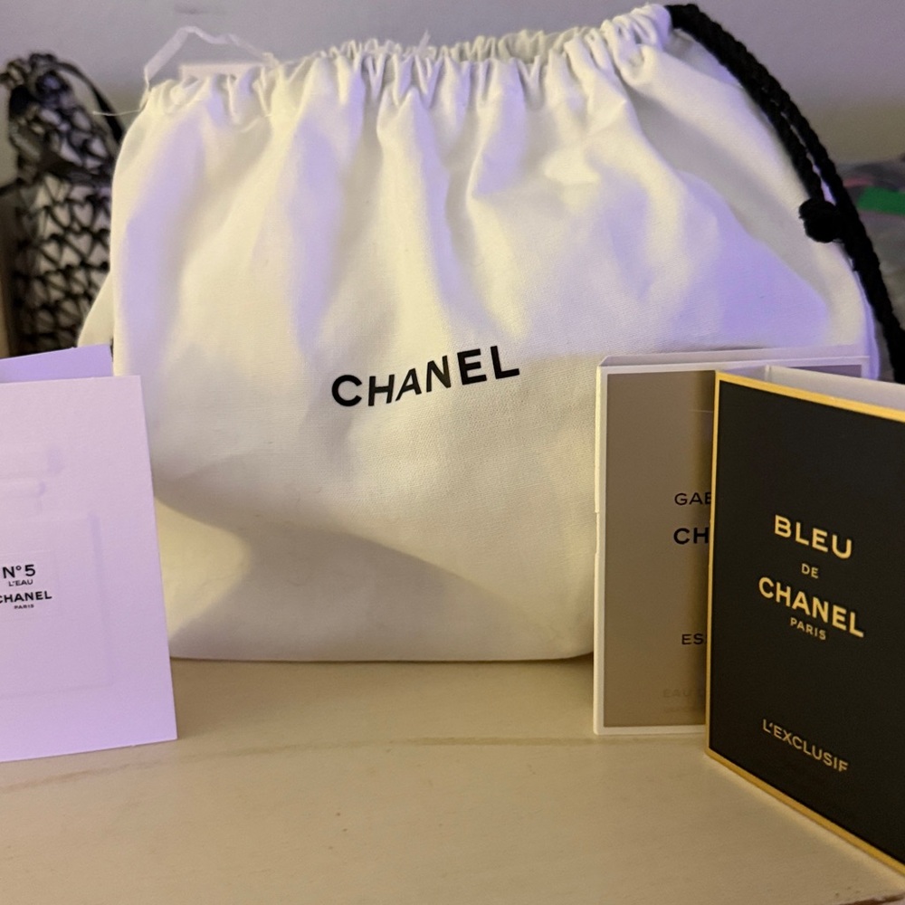 Chanel N°5, Bleu, Gabrielle Essence Perfume Trio - Picture 2 of 3
